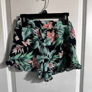 Epic Threads Girls’ Tropical Floral Ruffle Shorts – Size M